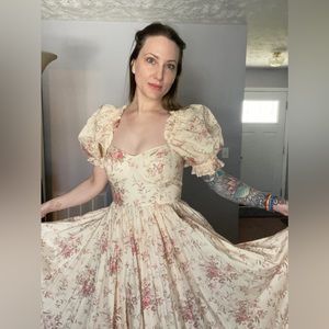 Selkie gown in Romantic floral pattern